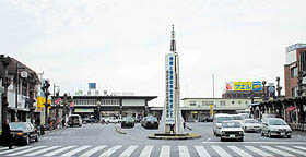 駅前の風景